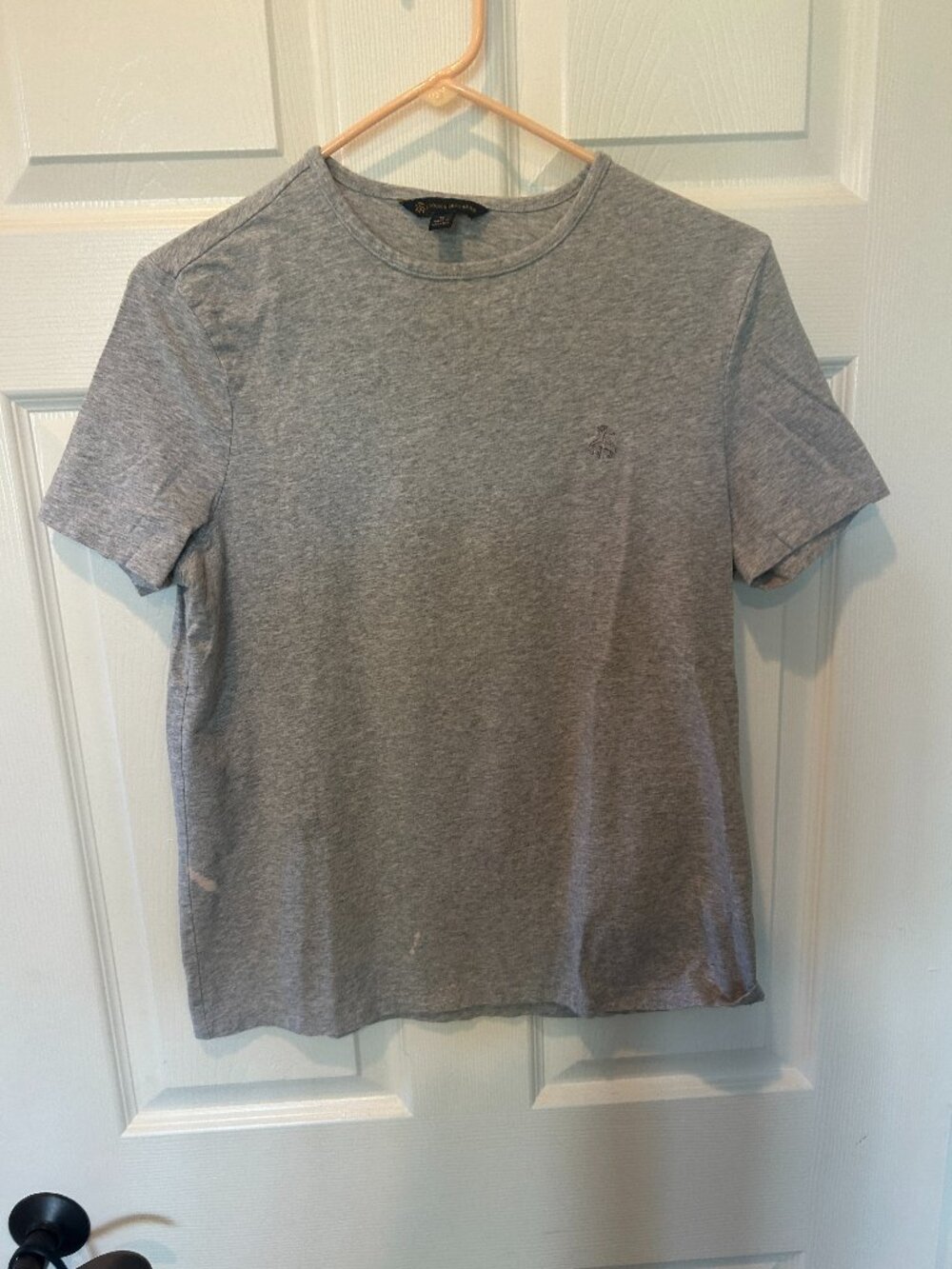 Brooks Brothers women's crfe neck Tee, size medium, short sleeve